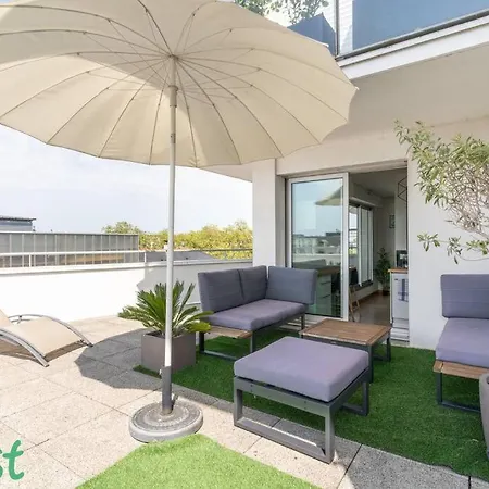 Apartment Biscuiterie Terrasse Parking Centre *