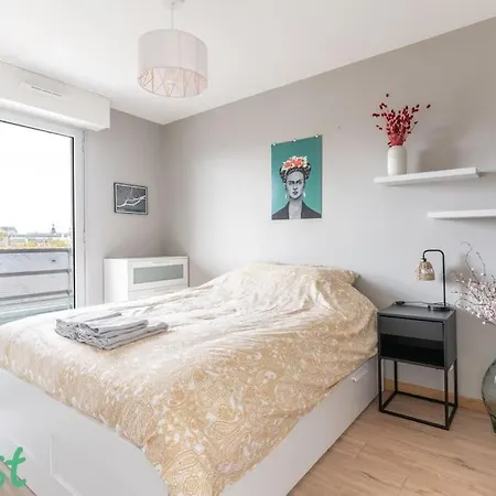 Biscuiterie Terrasse Parking Centre