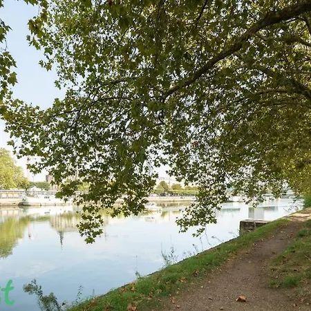 Apartment Biscuiterie Terrasse Parking Centre