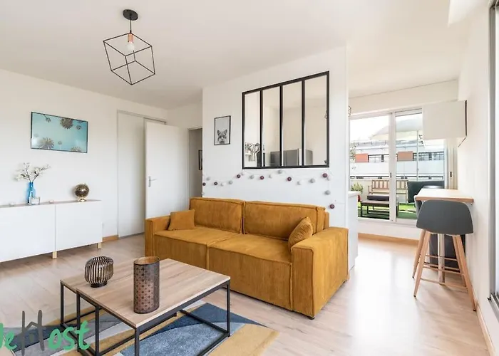 Biscuiterie Terrasse Parking Centre דירה