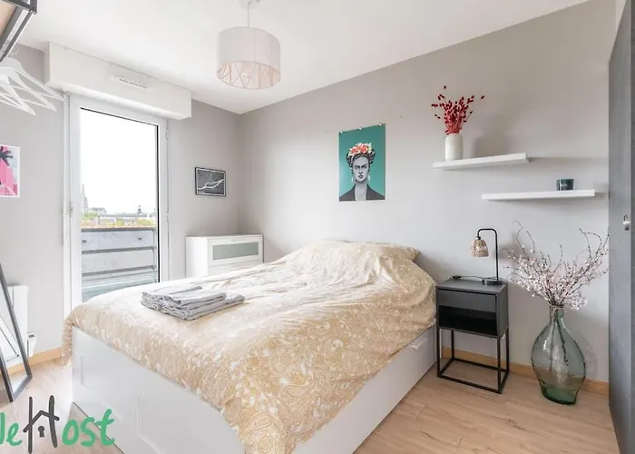 Biscuiterie Terrasse Parking Centre